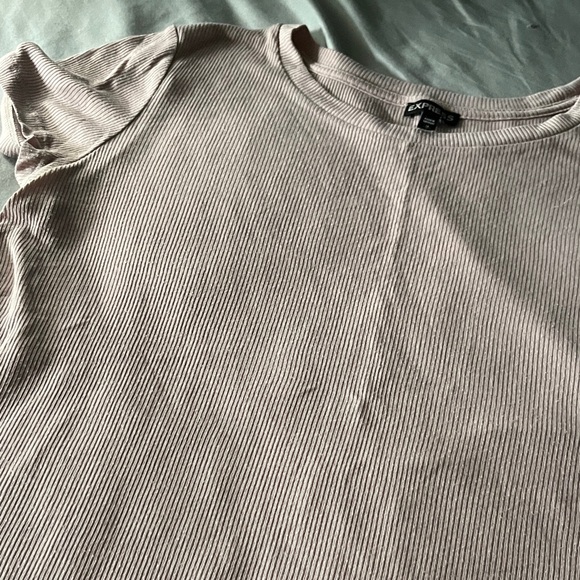 Express Light Pink Ribbed Top - Picture 4 of 4